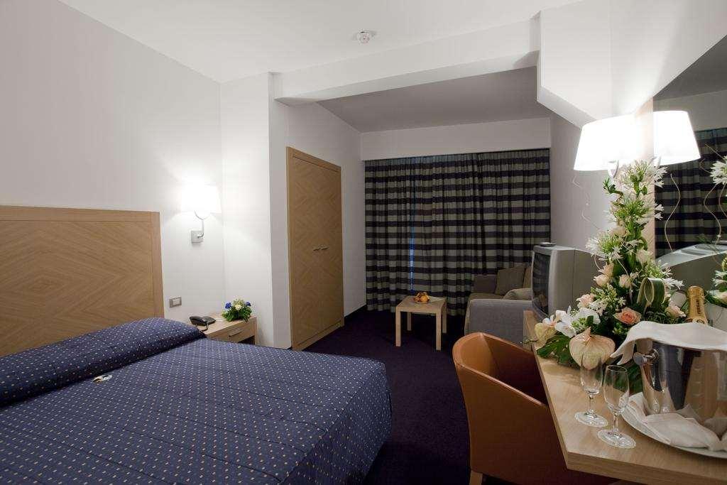 Centrum Palace Hotel&Resorts Campobasso Cameră foto